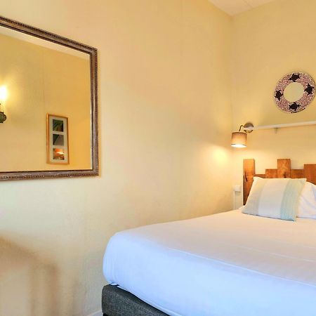 Logis Hotel Lafayette Rochefort France Esterno foto